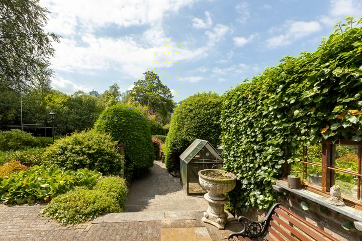 Foto 7 van van Heeckerenlaan 75