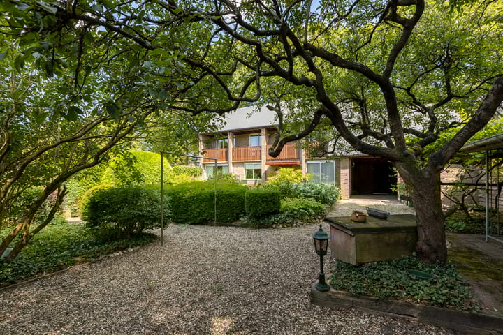 Foto 10 van van Heeckerenlaan 75