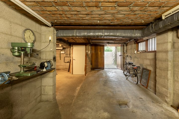 Foto 38 van van Heeckerenlaan 75