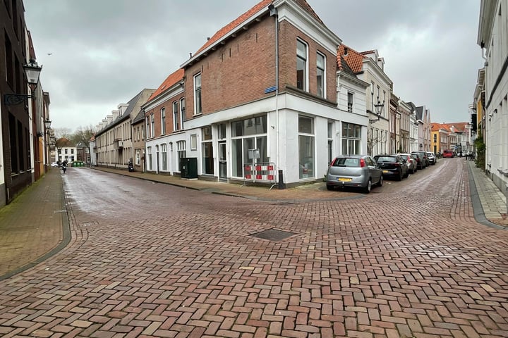 Burgwalstraat 22, Kampen