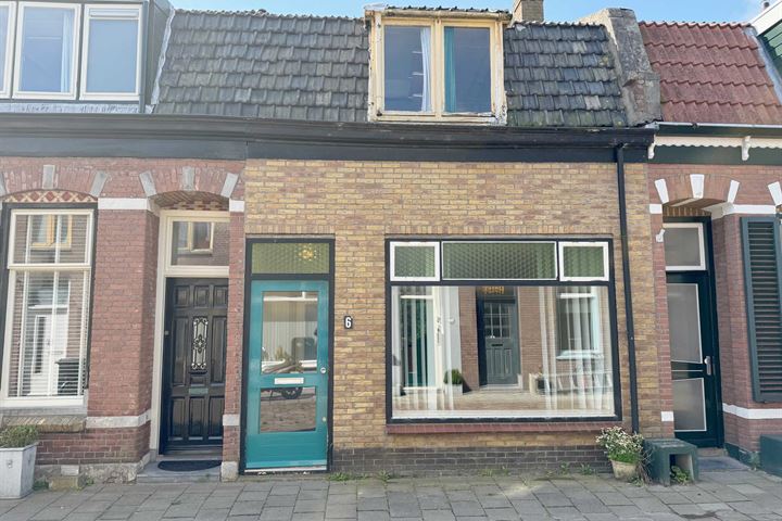 Bekijk foto 2 van Emmastraat 6