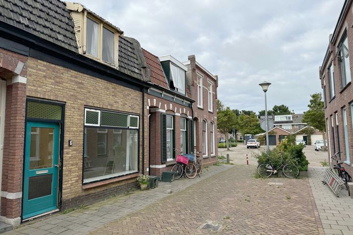 Bekijk foto 4 van Emmastraat 6