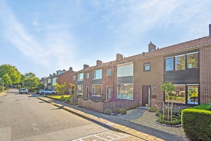 Bekijk foto 4 van Koopmanstraat 82