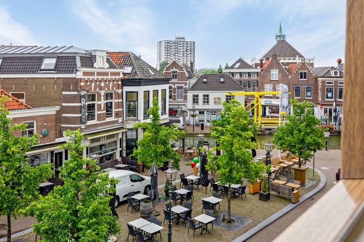 Bekijk foto 1 van Markt 10-B