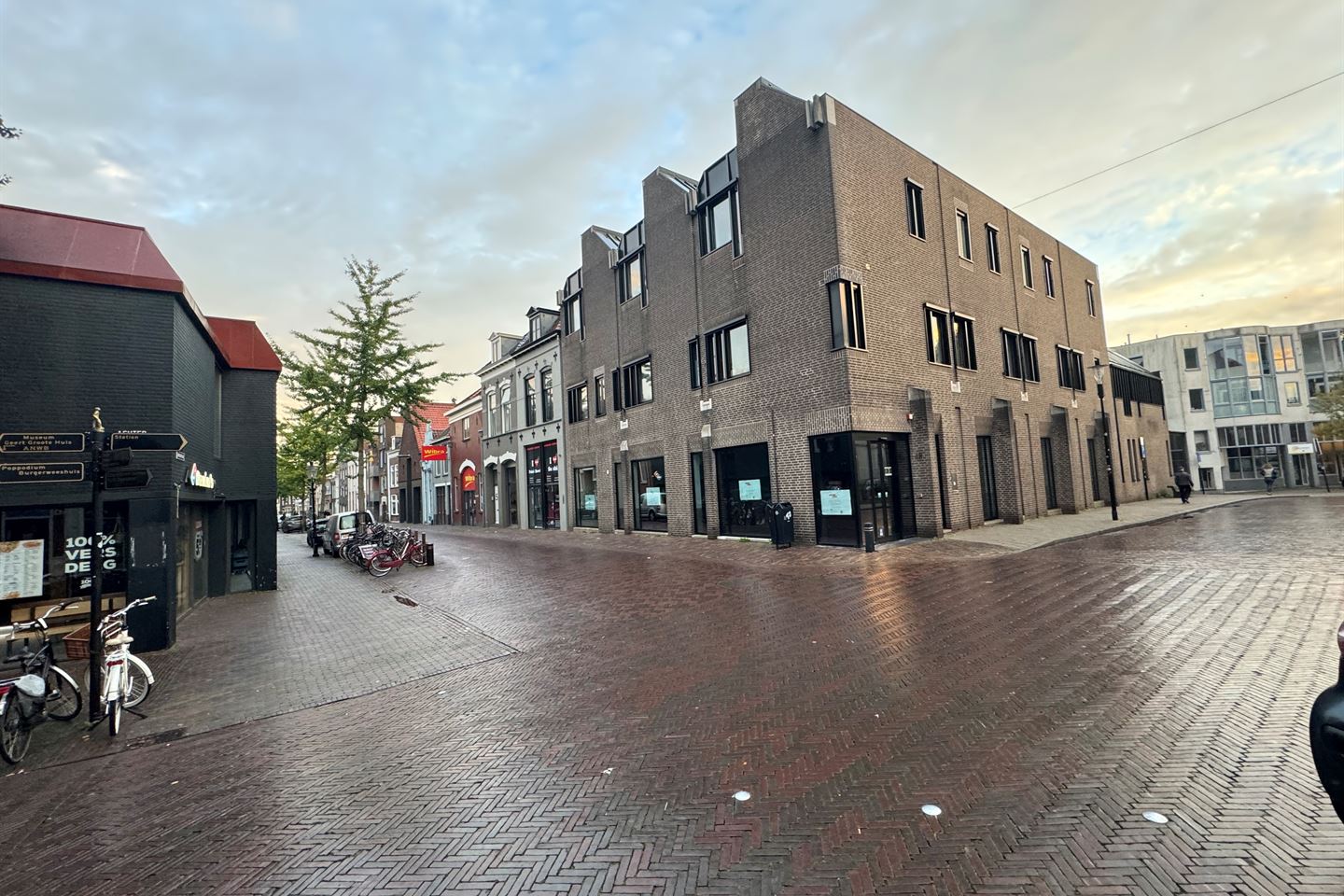 Bekijk foto 2 van Smedenstraat 48