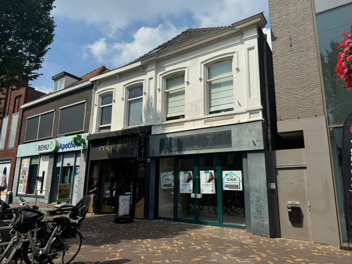 Hoofdstraat 57