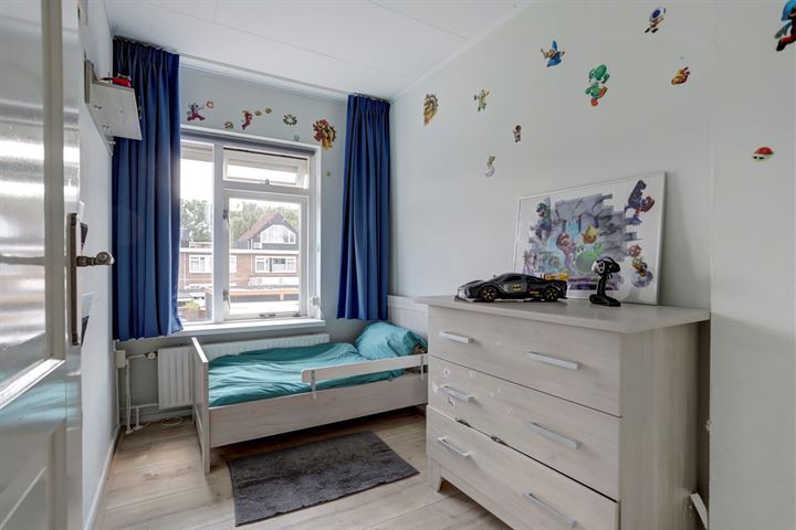 Bekijk foto 19 van Dr. Colijnstraat 33