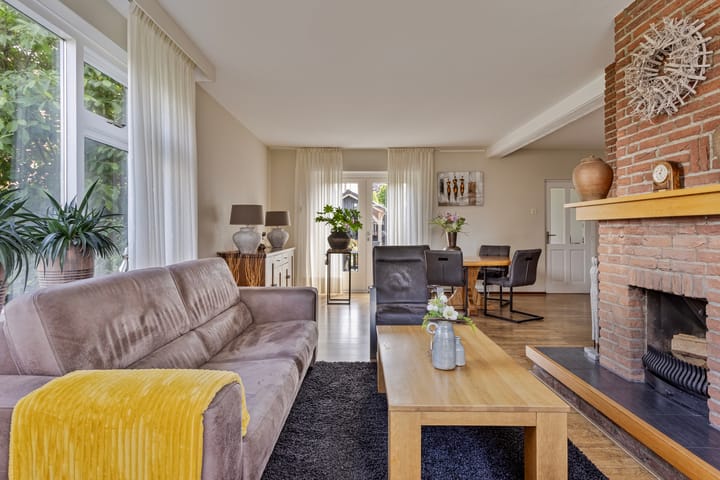 Foto 7 van Van Limburg Stirumstraat 4-A