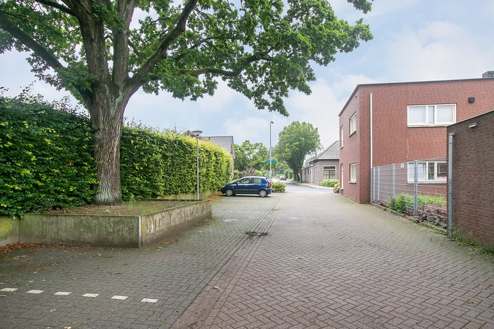 View photo 25 of Kloosterstraat 69