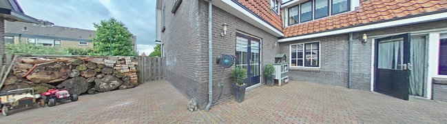 View 360° photo of achtertuin of Huijgenlaan 10