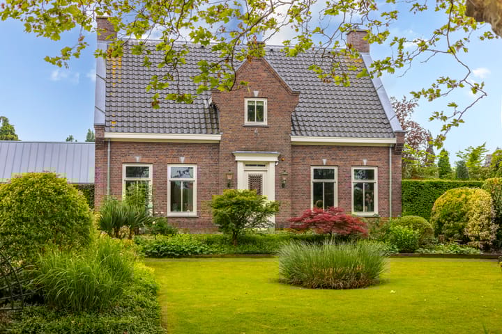 Photo 42 of Parallelweg 6
