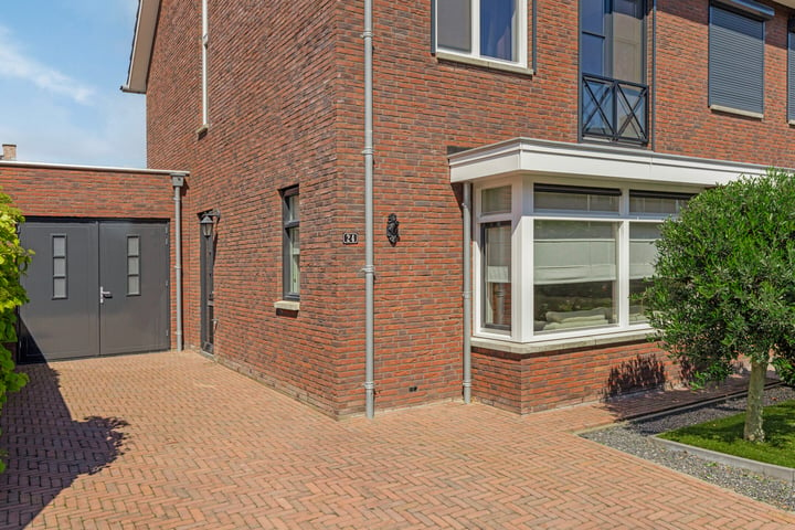 Bekijk foto 11 van Meester J van Dolderenstraat 24