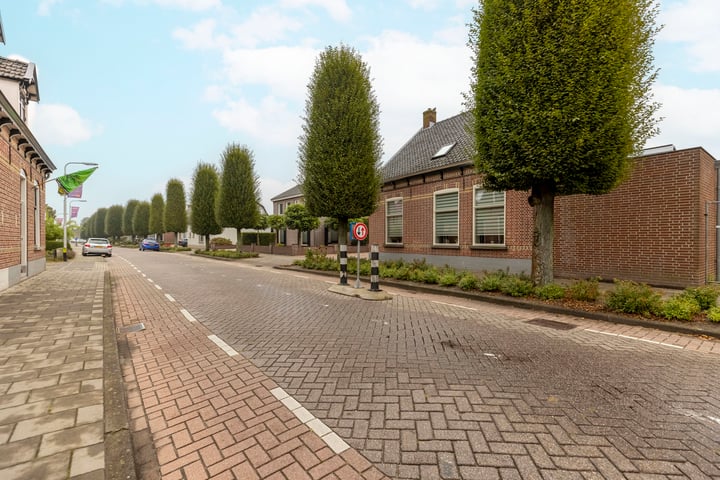 Bekijk foto 9 van Veldstraat 53