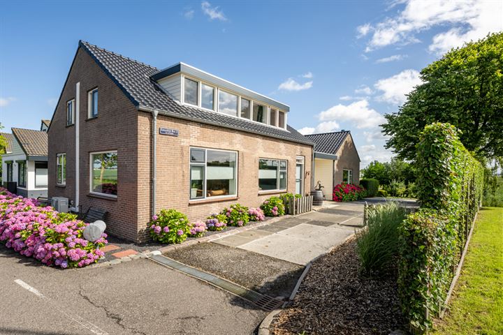 Kanaaldijk West 11