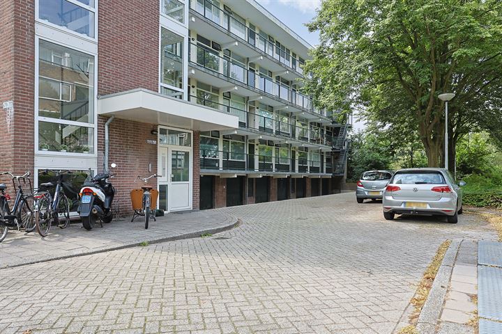 Bekijk foto 3 van Jan Ligthartstraat 715