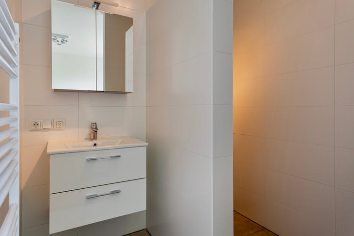 Photo 13 of Lamsoor 43