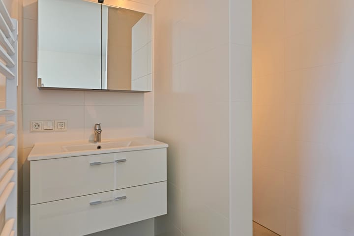 Photo 15 of Lamsoor 43