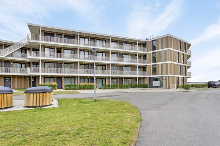 Photo 16 of Lamsoor 43