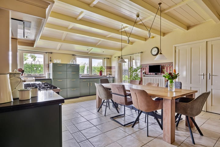 Foto 11 van Rucphenseweg 16