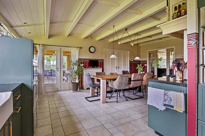 Foto 12 van Rucphenseweg 16