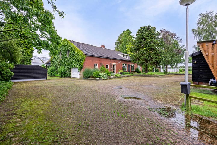 Foto 45 van Rucphenseweg 16