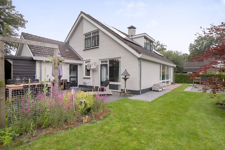 Foto 32 van Tipakker 9