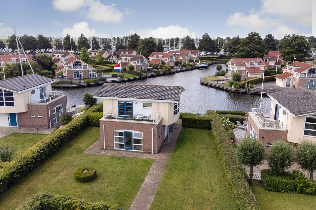 Foto 1 van Sânbank 11