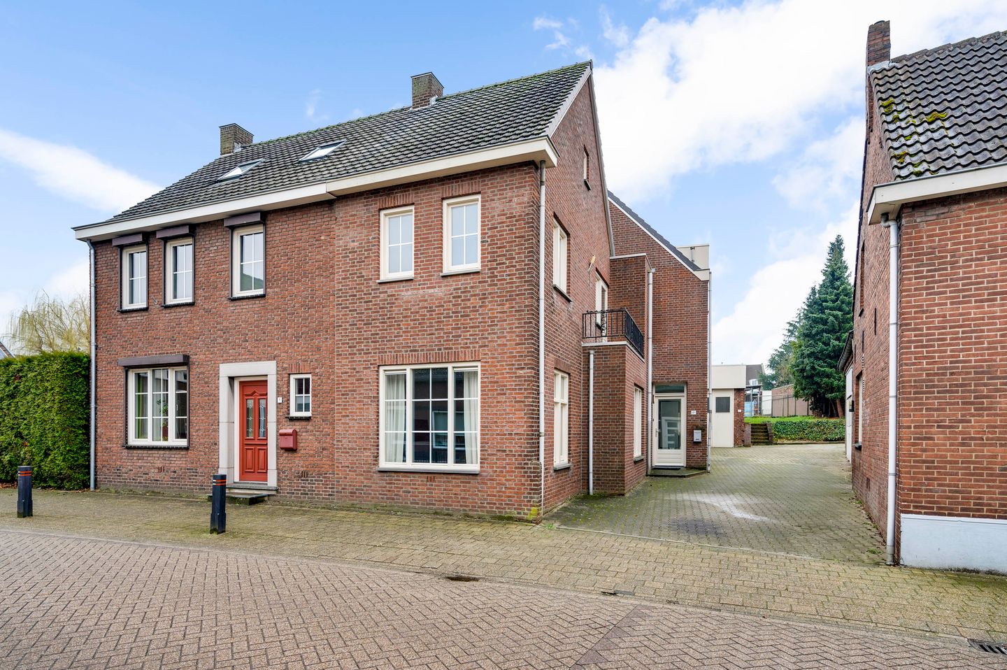 Photo 1 of Kroppestraat 4-A