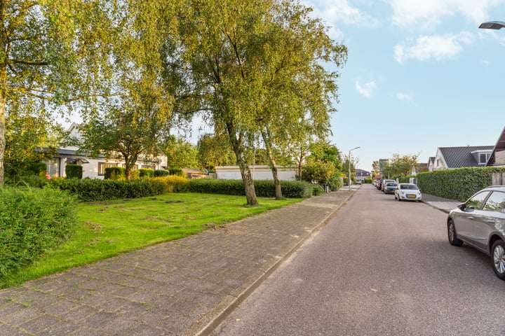 Bekijk foto 45 van Nieuwerkerkerstraat 20