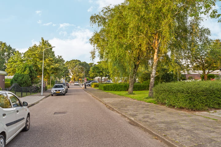 Bekijk foto 46 van Nieuwerkerkerstraat 20