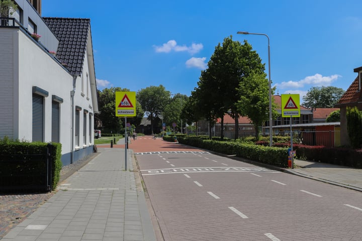 Bekijk foto 70 van Nijmeegsestraat 7