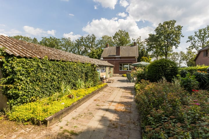 Foto 45 van Lindelaan 18