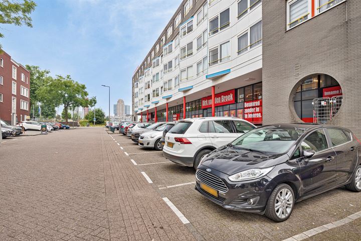 Bekijk foto 29 van Zwartewaalstraat 85