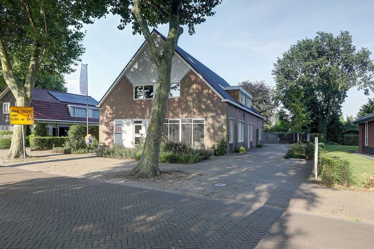 View photo 1 of Dorpstraat 48