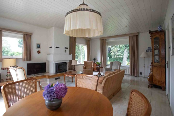 Photo 21 of Burgemeester J.C. van den Bergplein 2-A