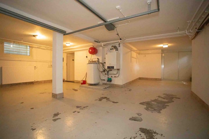 Photo 38 of Burgemeester J.C. van den Bergplein 2-A