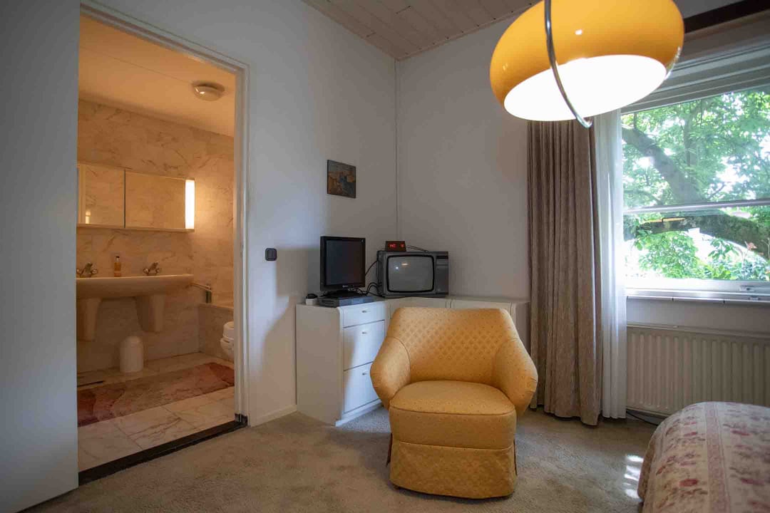 Foto 47 van Burgemeester J.C. van den Bergplein 2-A