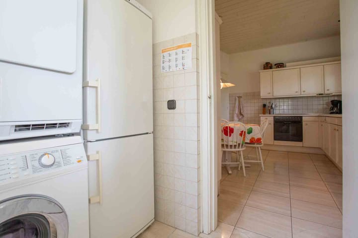 Photo 55 of Burgemeester J.C. van den Bergplein 2-A