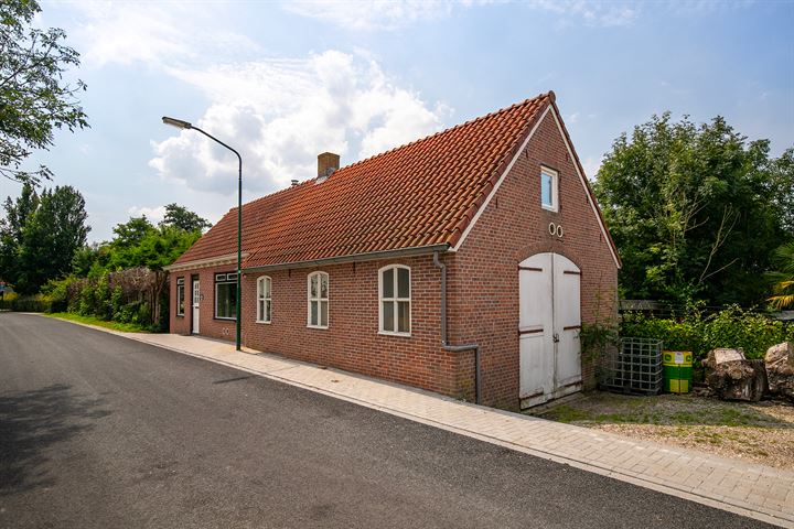 Bekijk foto 4 van Hoge Heijningsedijk 4