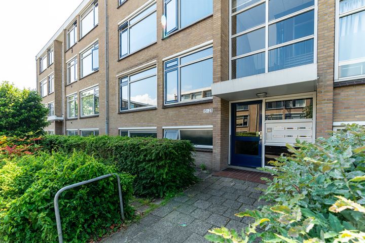 Bekijk foto 4 van Knuttelstraat 13