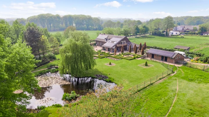 Foto 3 van Paarloweg 19