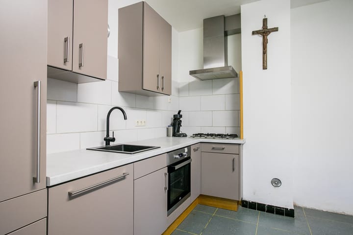 Foto 16 van Prins Hendrikstraat 31