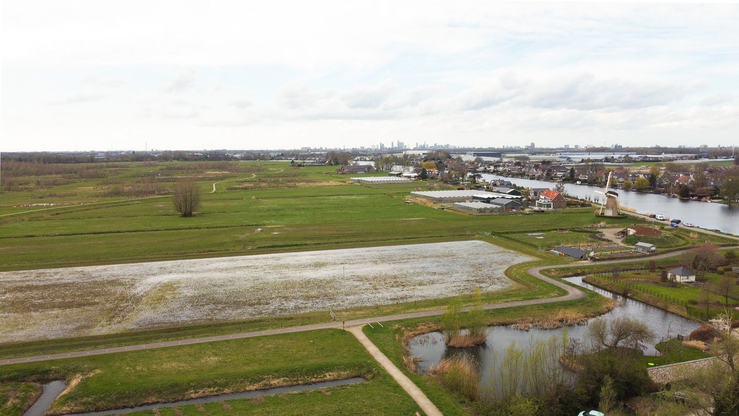 Photo 14 of Waalweg 5