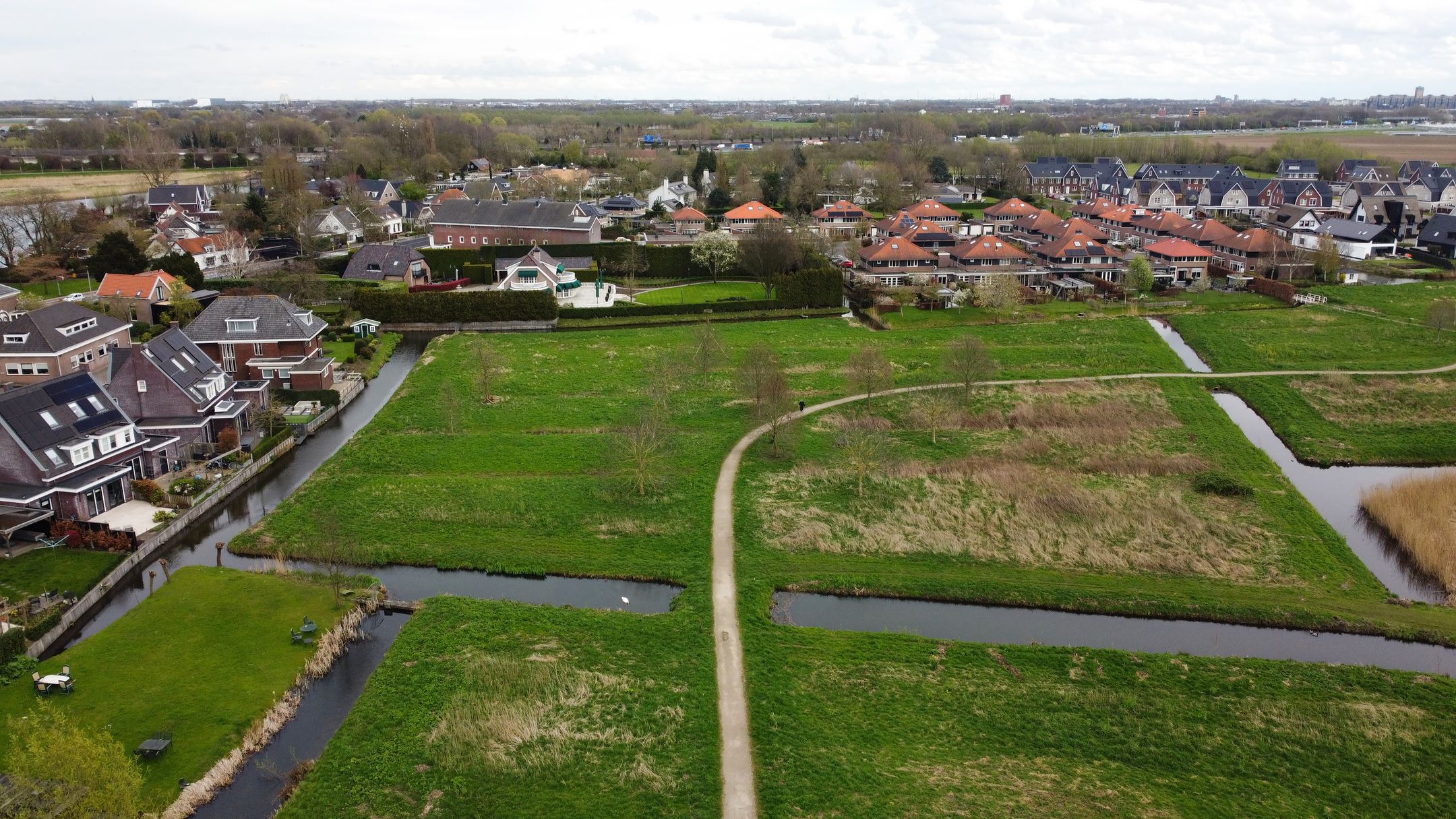 Photo 15 of Waalweg 5