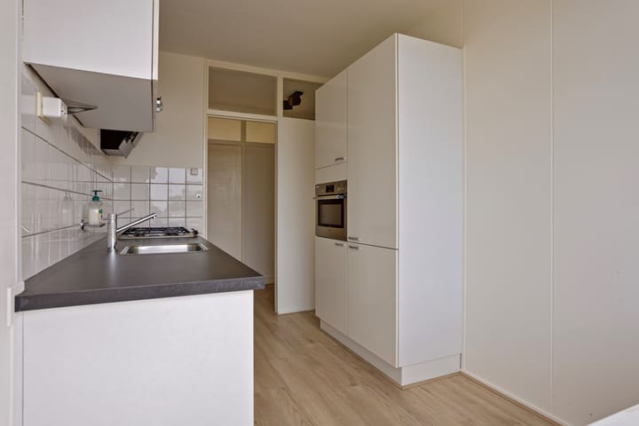 Foto 8 van Willem van Alcmadestraat 75