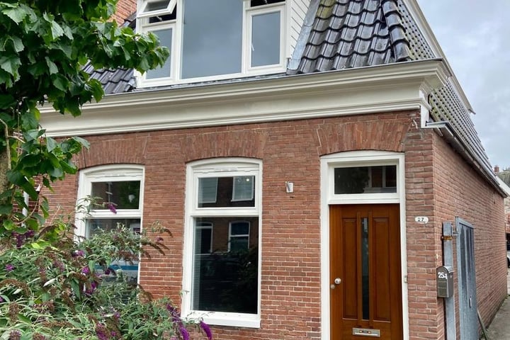 View photo 2 of Mauritsstraat 27