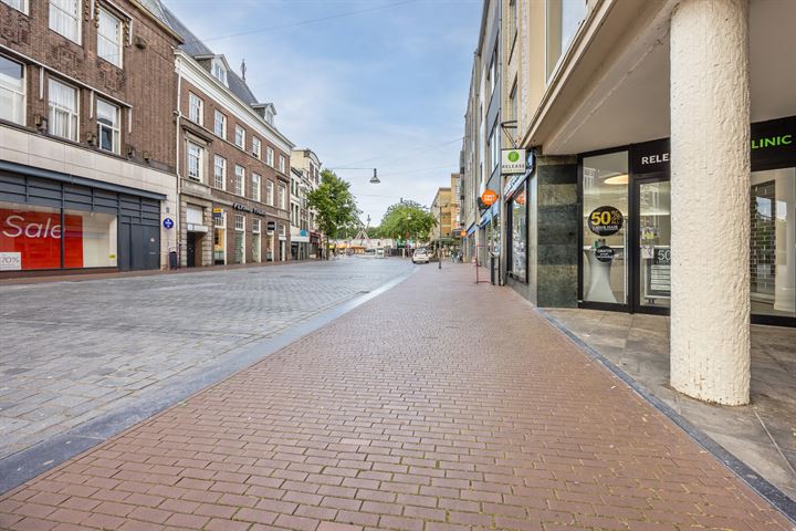 Bekijk foto 38 van Burchtstraat 102