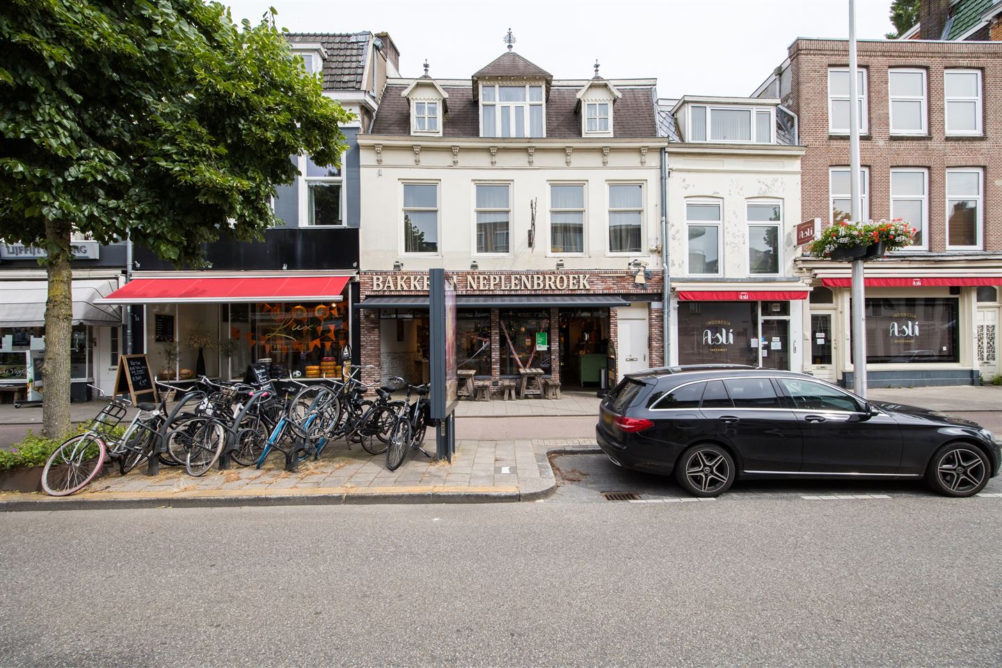 Bekijk foto 3 van Biltstraat 54