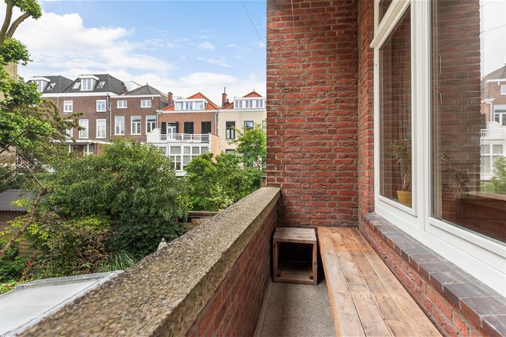 Bekijk foto 15 van De Ruijterstraat 57-A