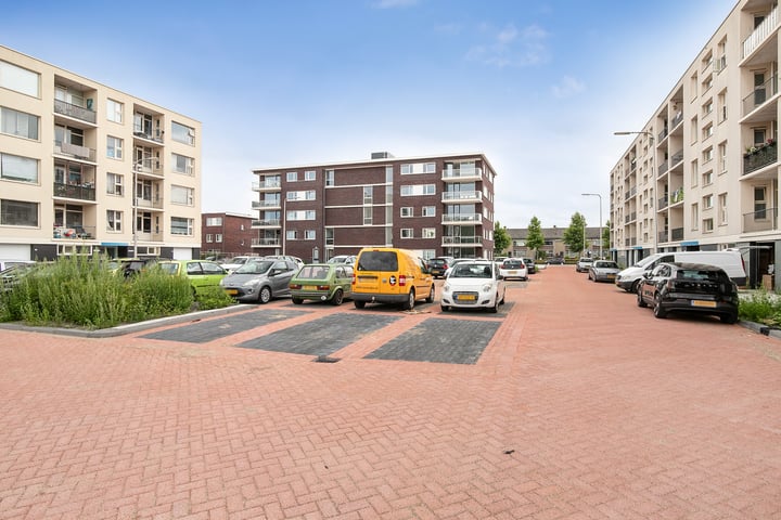 Bekijk foto 35 van Uranusstraat 15-A